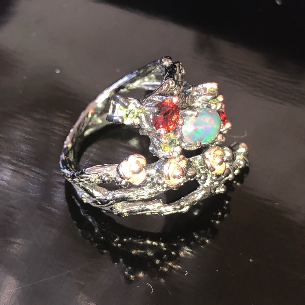 Fascinating  Genuine Black Opal Ring - Picture 4 of 8